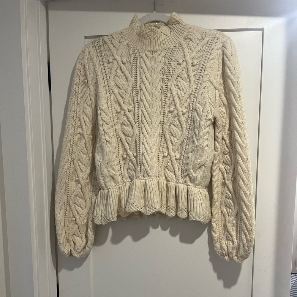 ✨Zara Ivory Wool Blend Cable-knit Sweater✨